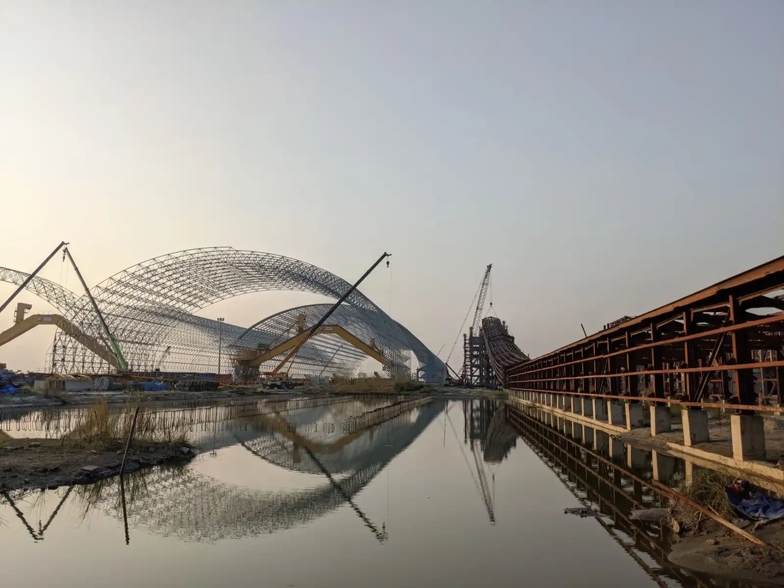重庆地区钢结构工程与混凝土结构建筑的成本及工期对比分析正文配图 1