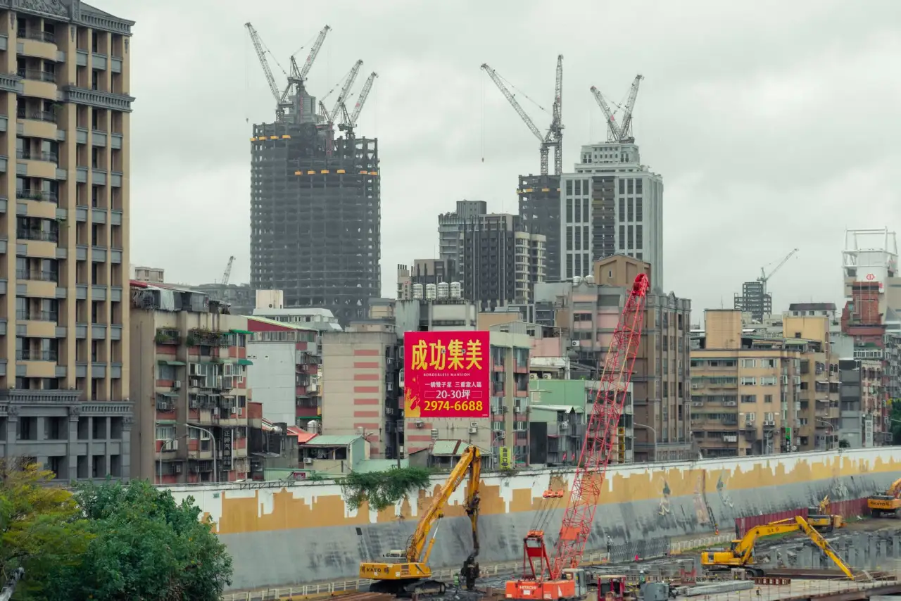 重庆恒凡达建筑工程钢结构工程与地基基础施工技术要点解析